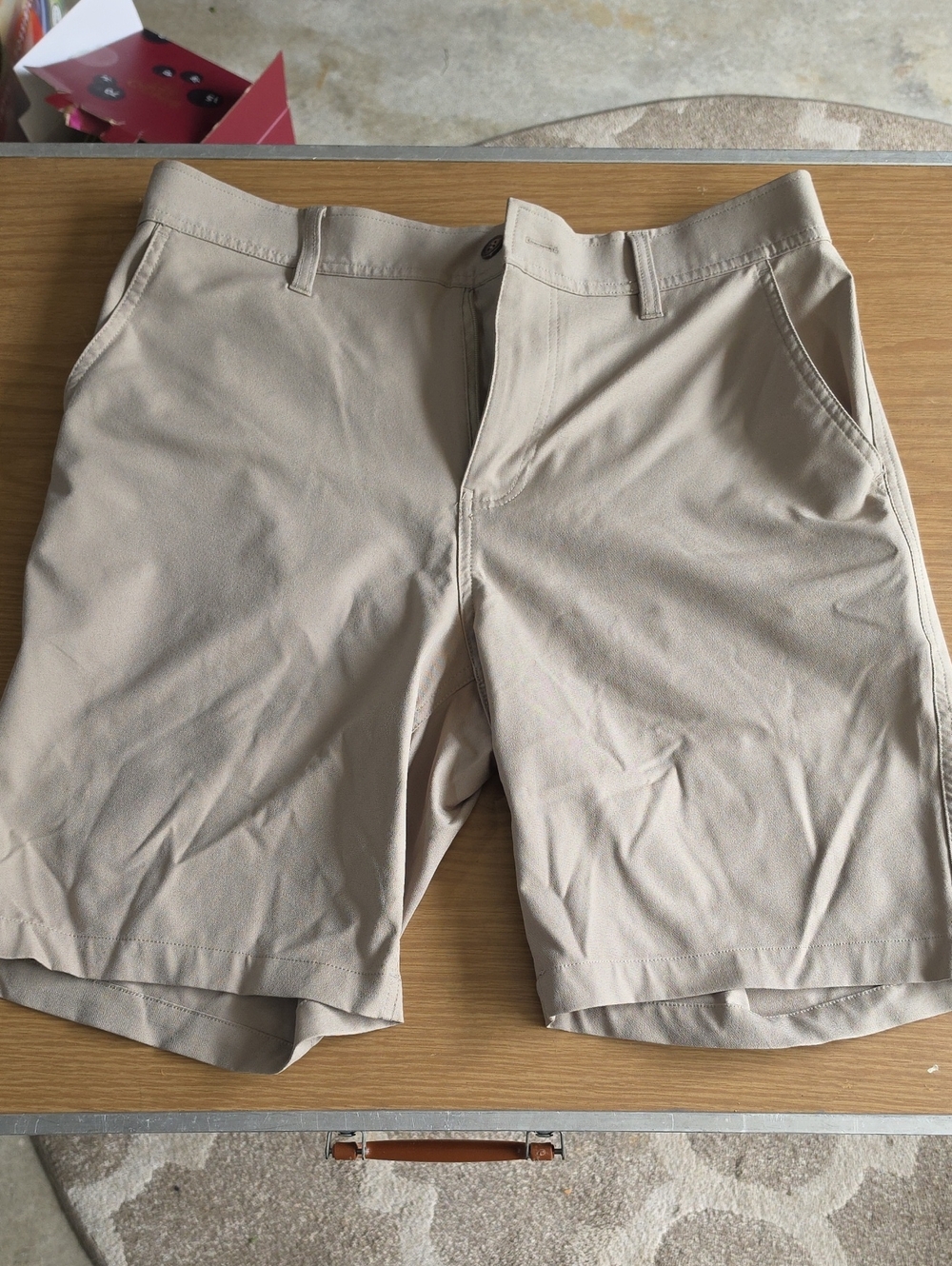 32 Degrees Khaki Flat Front Performance Shorts